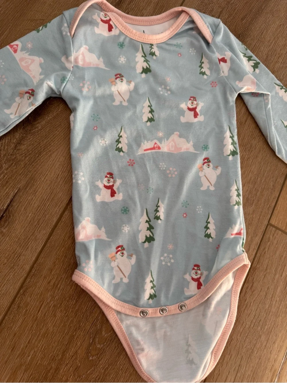 Copper Pearl Long Sleeve Bodysuit Frosty The Snowman 6-12 Months
